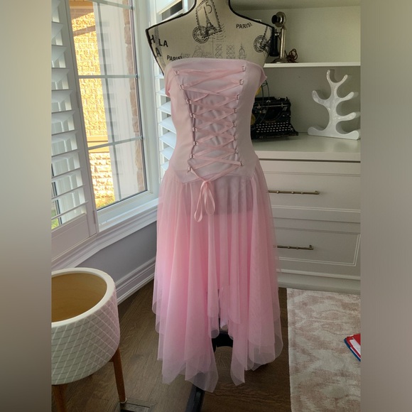 M COLLECTION Pink Tule Strapless Midi Corset Dainty Dress Women’s Size 6 - Picture 3 of 15